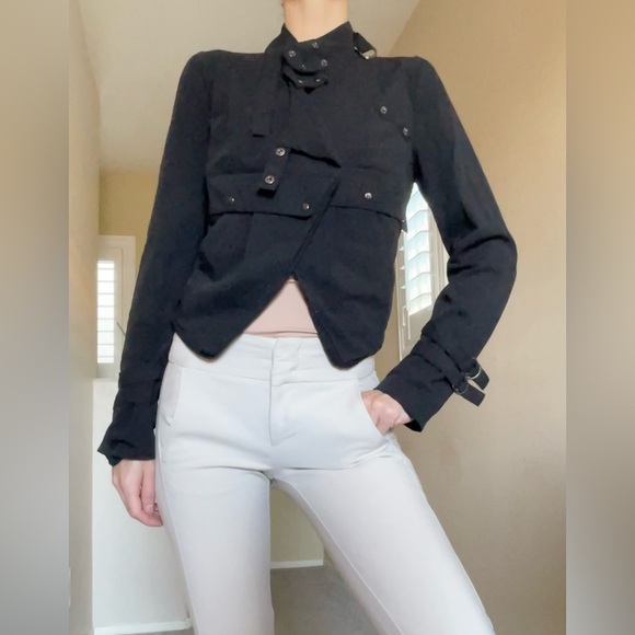 Cropped jacket - Picture 3 of 10